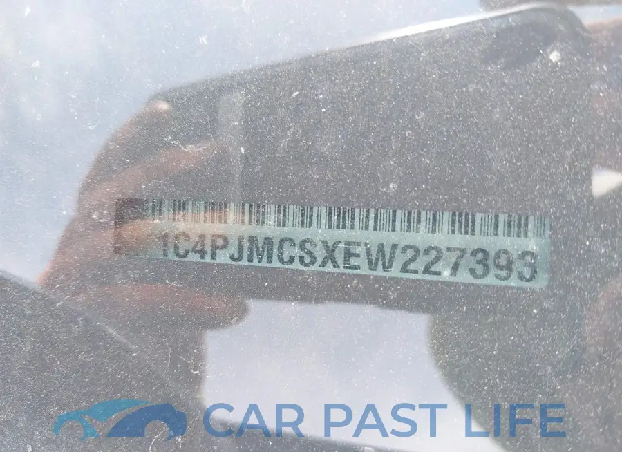 1C4PJMCSXEW227393# 9