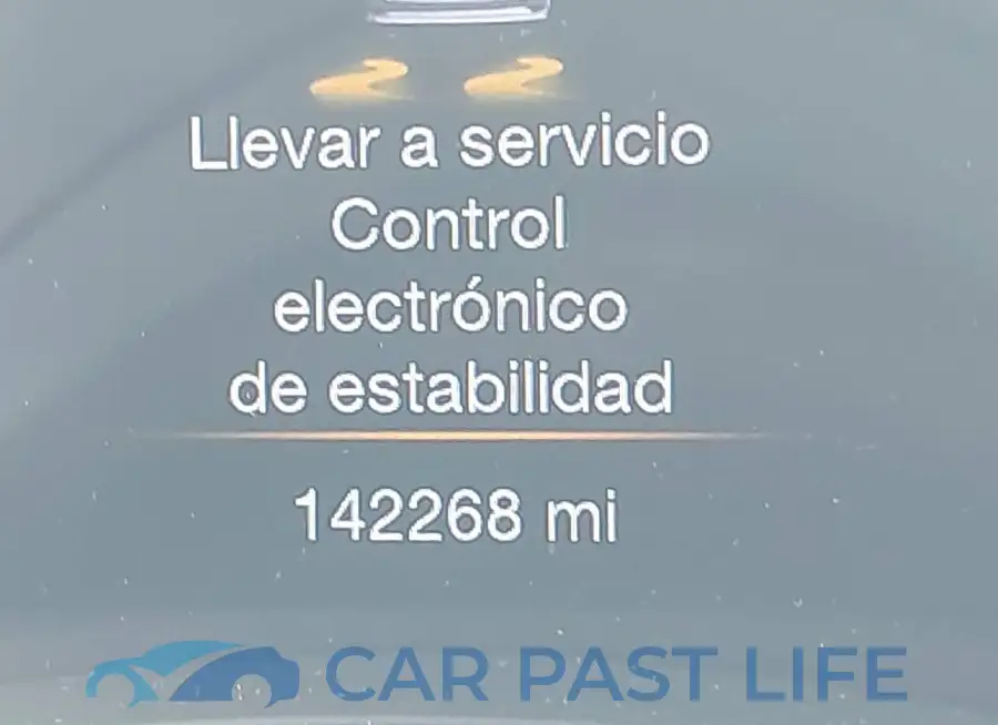 1C4RJFAG2JC139193# 15