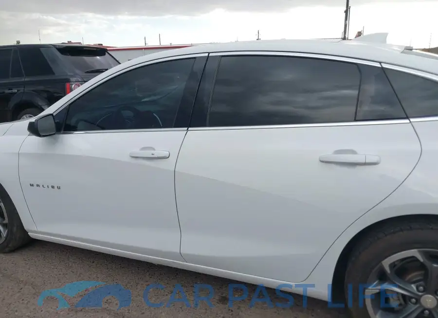 1G1ZD5ST2LF116665# 14