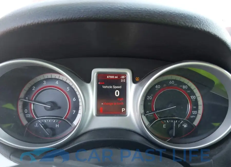 3C4PDCAB1ET268621# 7