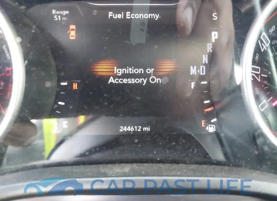 2C3CDZAT0FH733690# 7