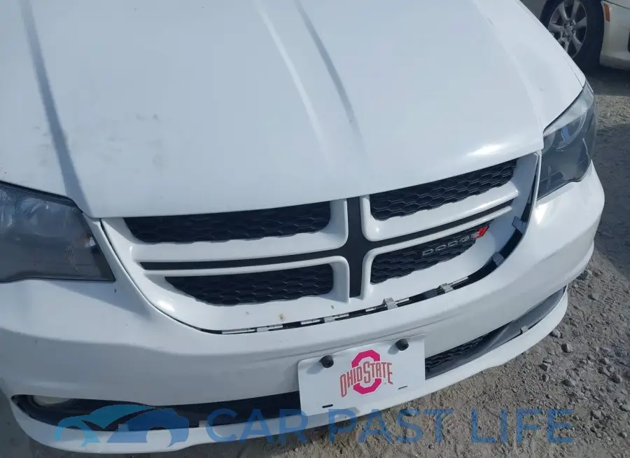 2C4RDGEG1JR344714# 6