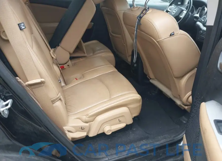 3C4PDCBG7ET194020# 8
