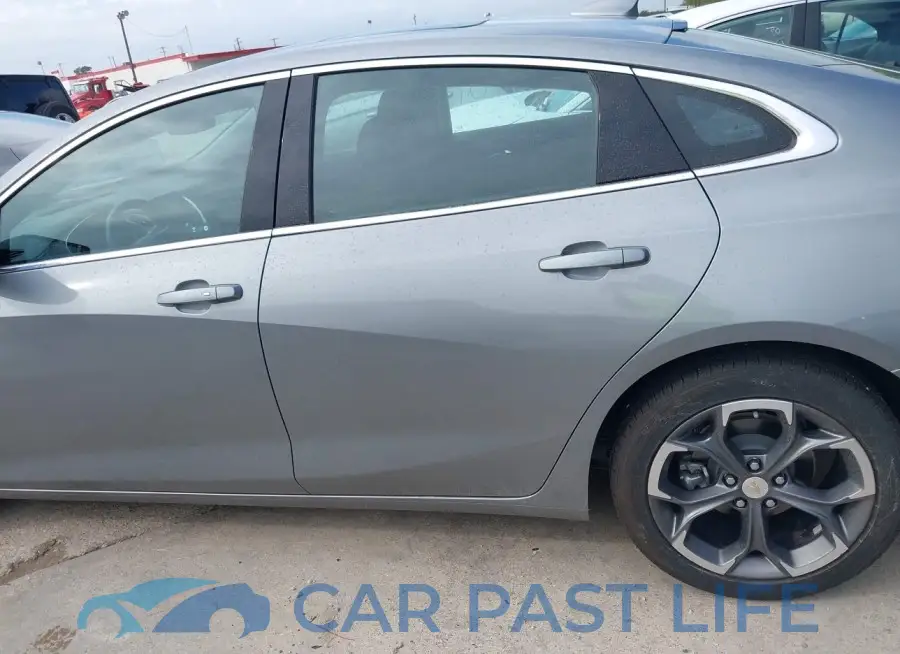 1G1ZD5ST0PF229911# 14