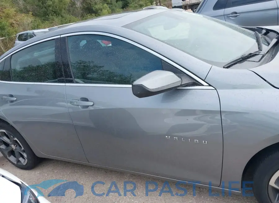1G1ZD5ST0PF229911# 13