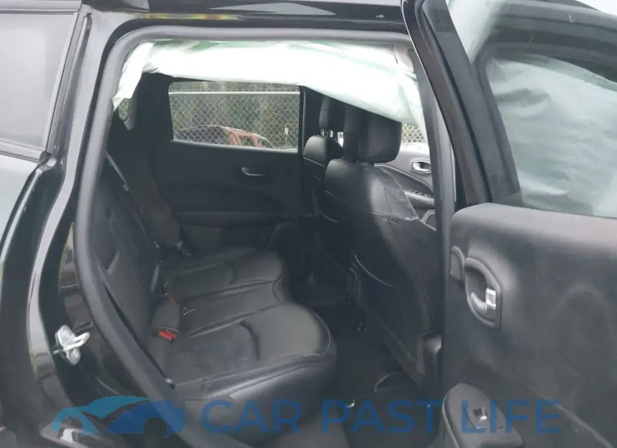 3C4NJDEB5MT603622# 8