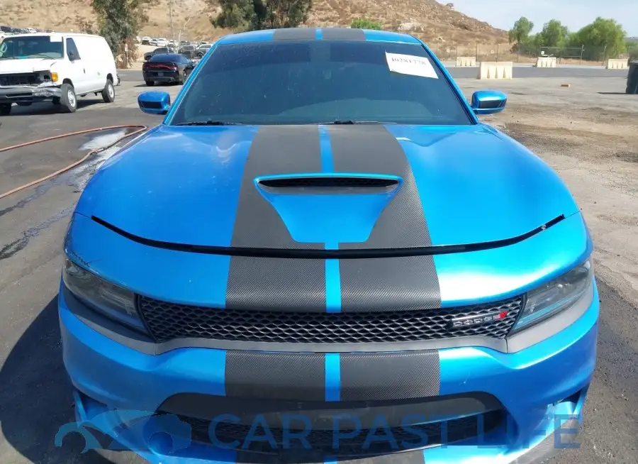 2C3CDXCT2KH575834# 12