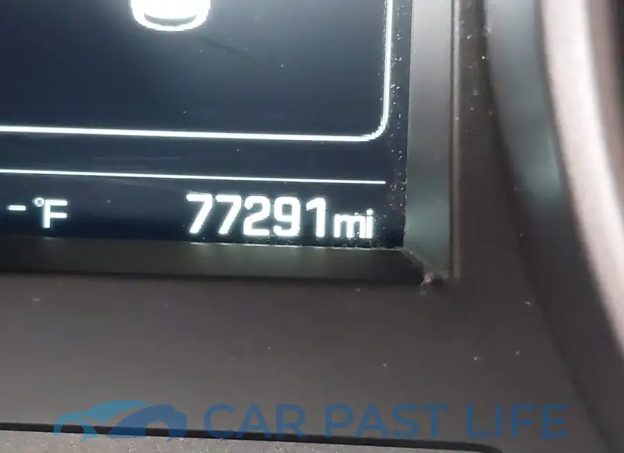 5NMZU3LB7JH100687# 15