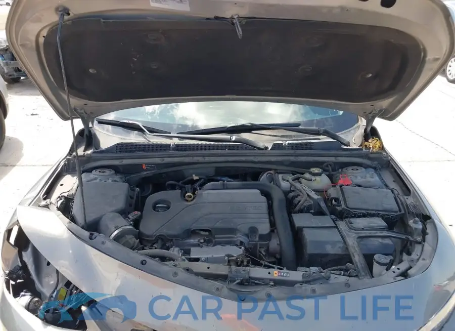 1G1ZD5ST4JF194815# 10