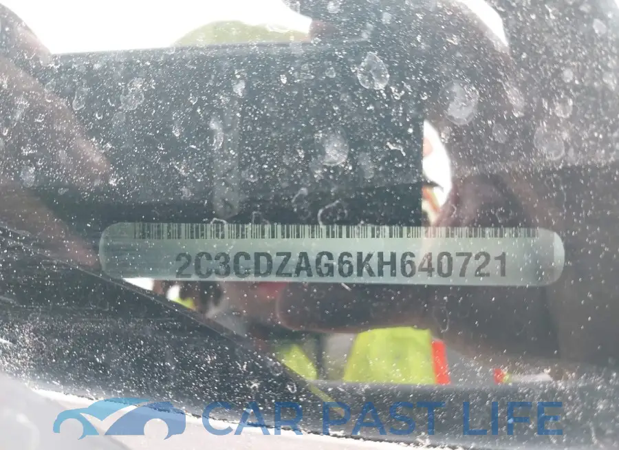2C3CDZAG6KH640721# 9