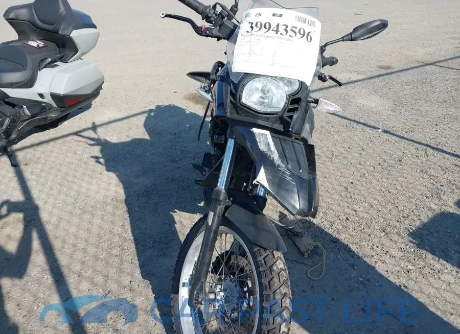 WB1018901EZY95397# 5