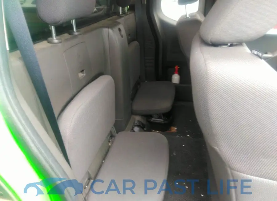 1N6BD0CT5JN710516# 8