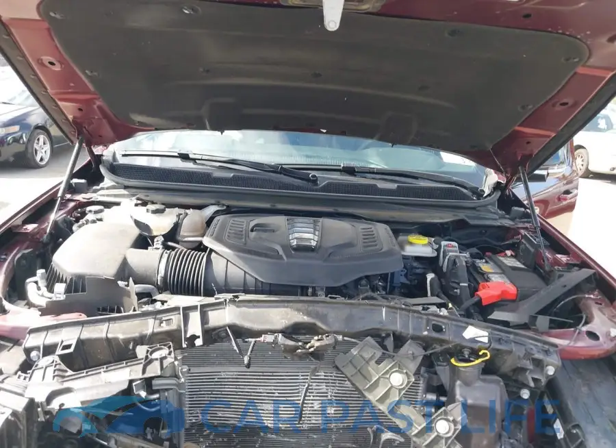1C4SJSBP7RS132038# 10