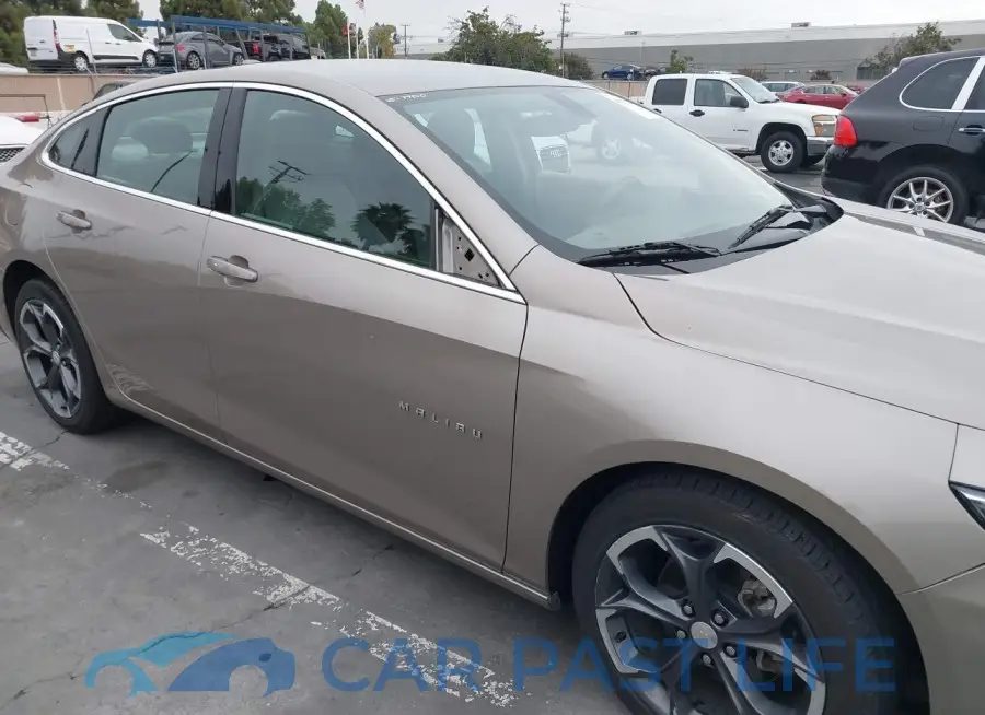 1G1ZD5ST3NF131727# 6