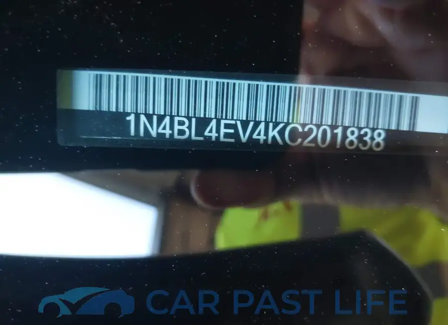 1N4BL4EV4KC201838# 9