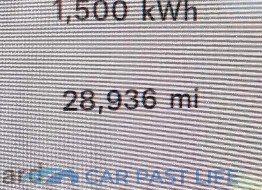 5YJ3E1EB3LF646072# 7