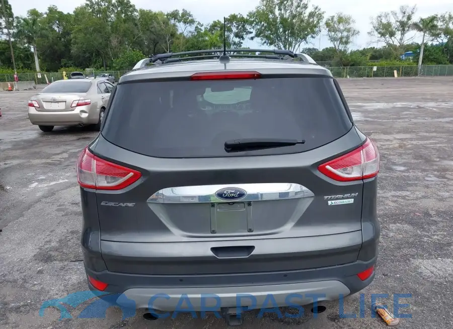 1FMCU0J98GUA26584# 16