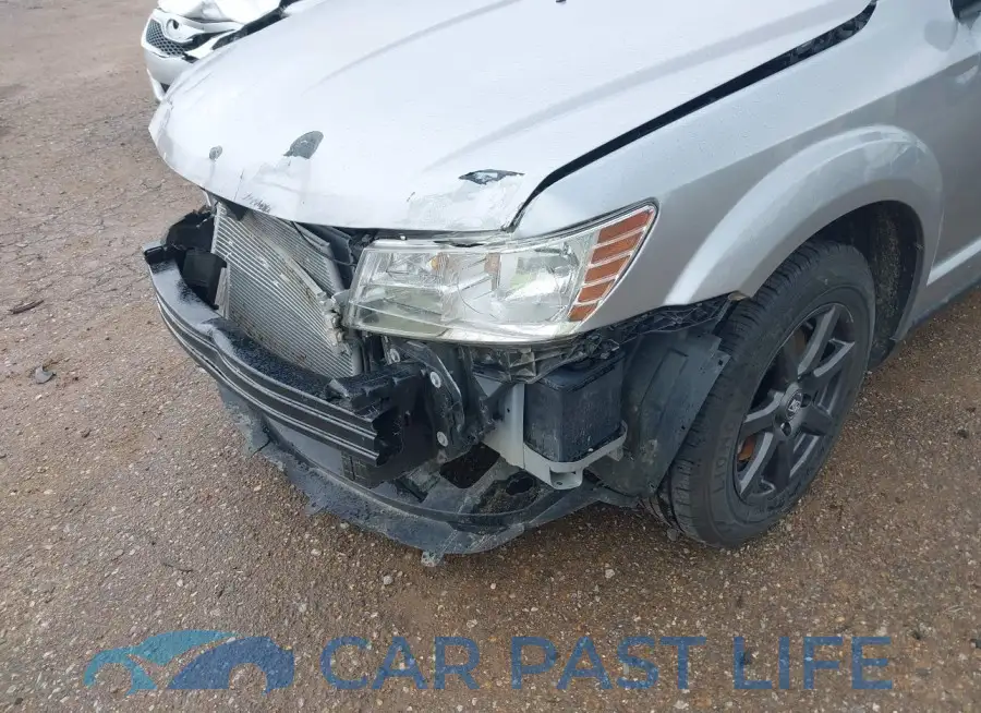 3C4PDCAB9LT275247# 18