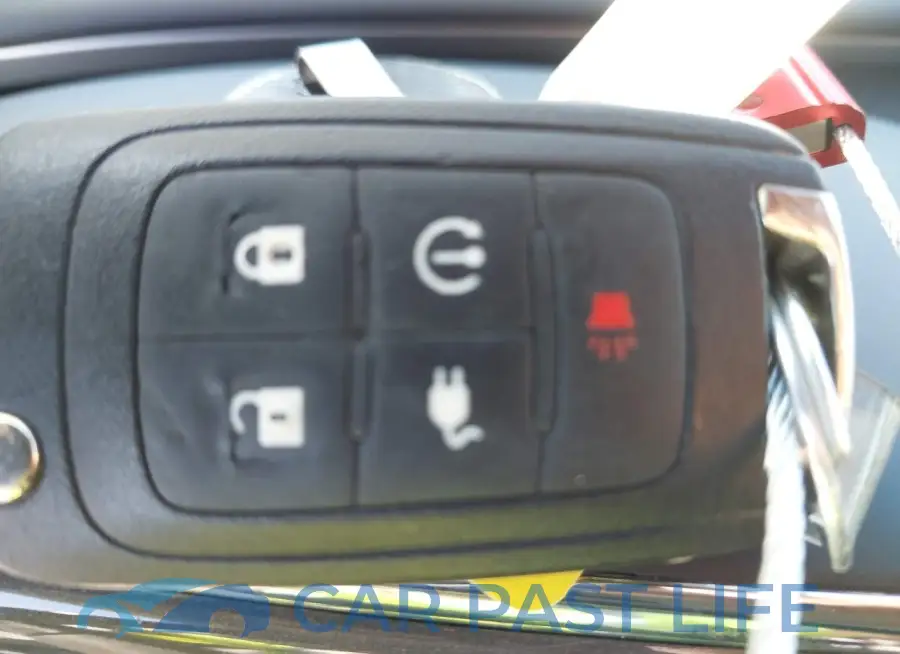 1G1RD6E44FU105578# 11