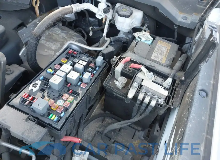 1GCHSBEA6J1321305# 12