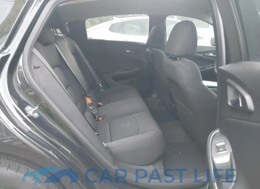 1G1ZG5ST9PF143245# 8