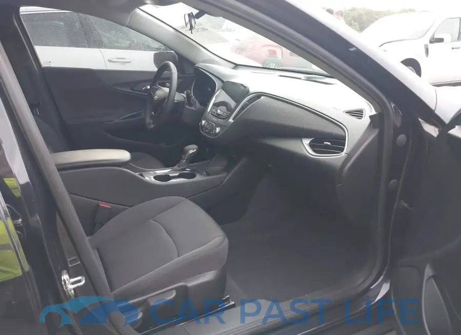 1G1ZG5ST9PF143245# 5