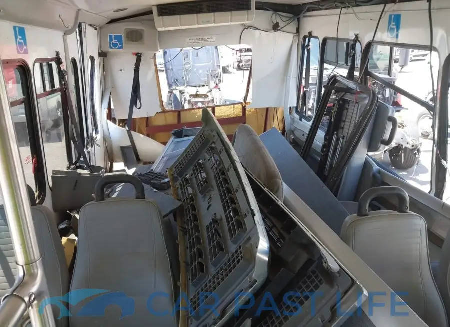 1FDFE4FS2EDB10457# 8