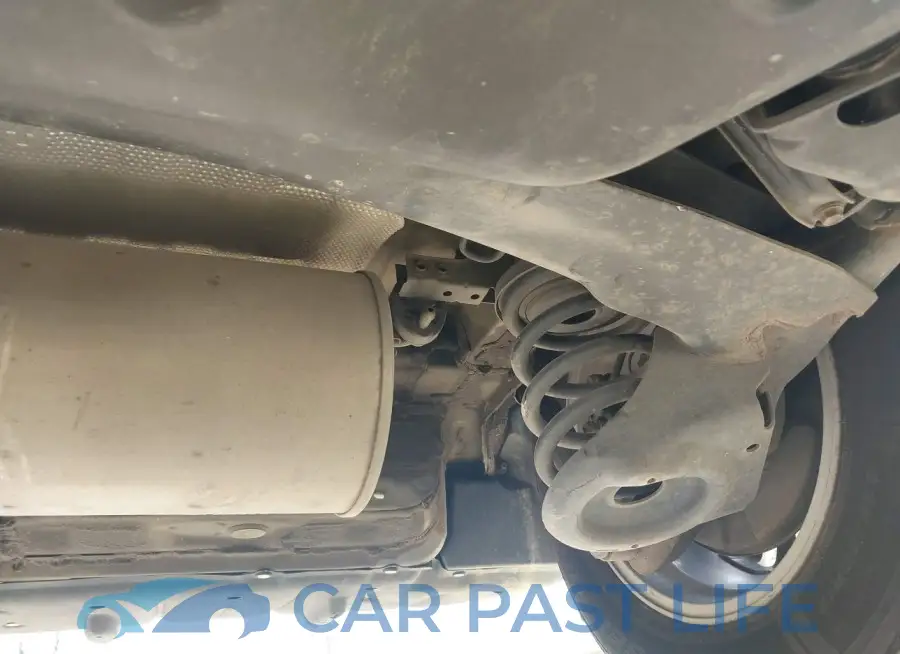 5TDYK3DC6FS650475# 6