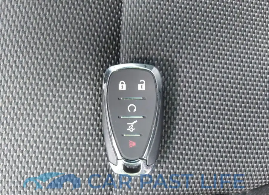 1GNEVGKW0NJ152158# 11