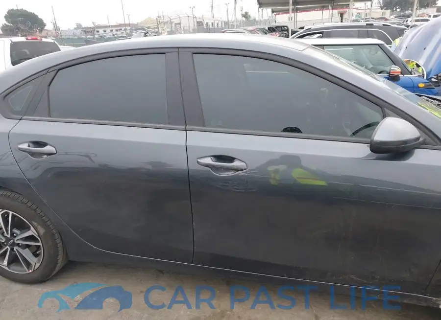 3KPF24AD8RE726948# 13