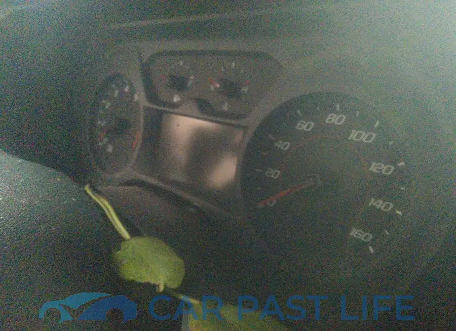 1G1FB1RS3G0163226# 14