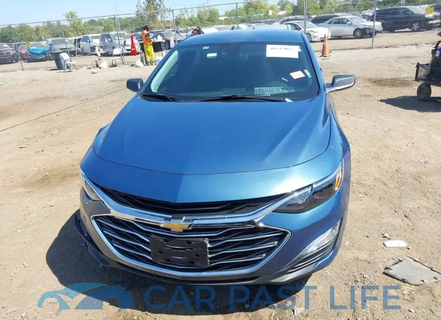 1G1ZC5ST1RF125742# 12