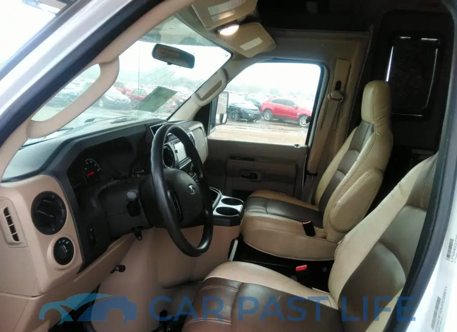 1FDXE4FS5JDC28811# 5