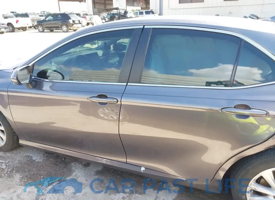 4T1C11AK5PU764635# 15