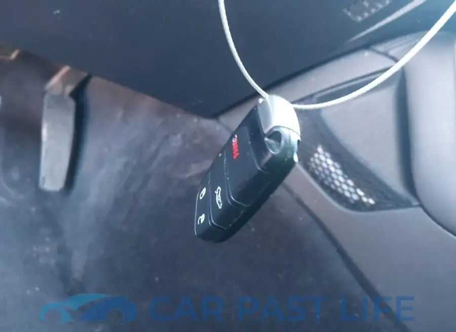 2C3CDZAG8HH531864# 11