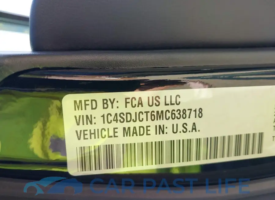 1C4SDJCT6MC638718# 9
