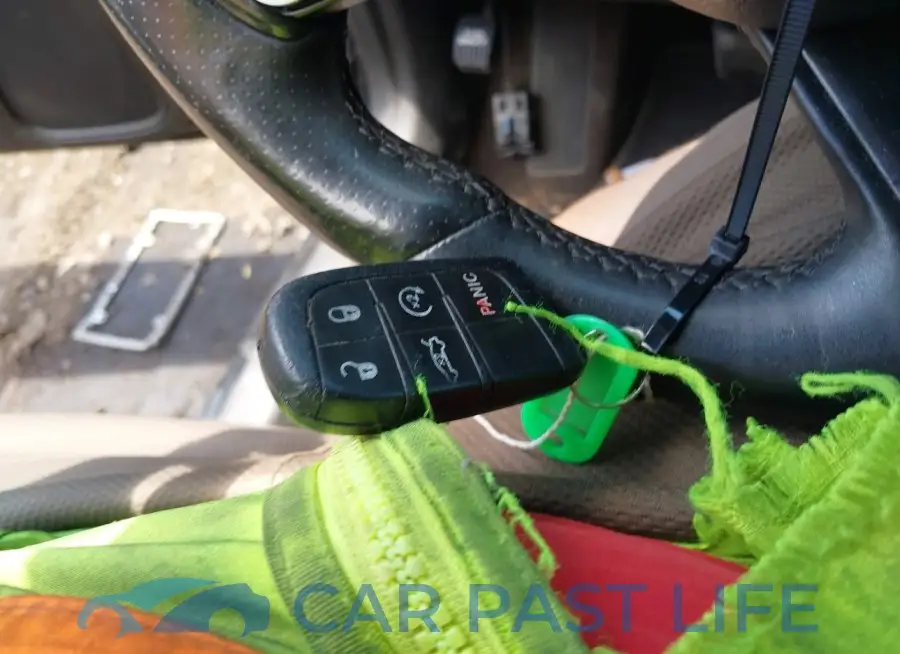 2C3CDXHG8GH242220# 11