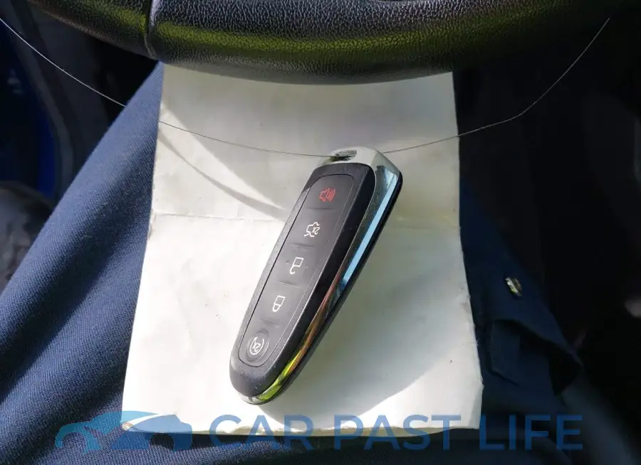 1FMCU0J95HUF09516# 11
