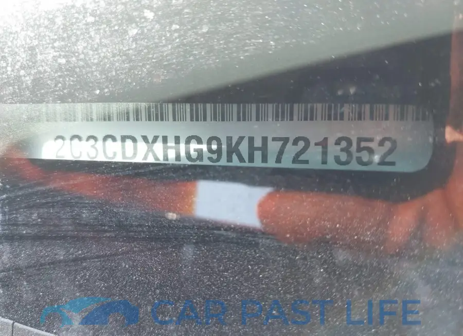 2C3CDXHG9KH721352# 9