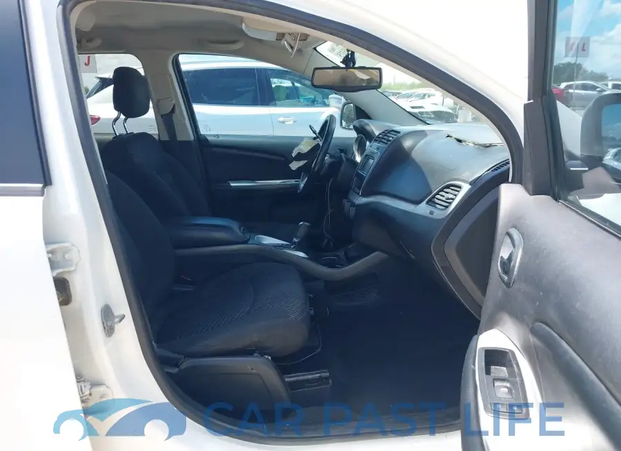 3C4PDCAB7HT576848# 5
