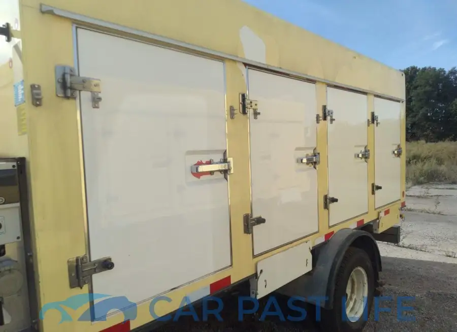 1FDXE4FS6KDC52245# 11