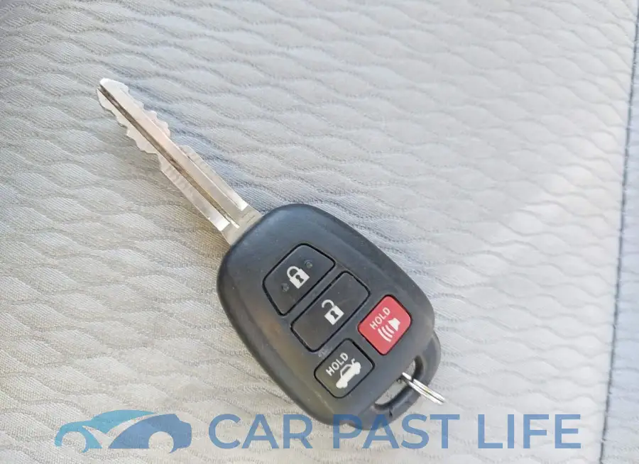 2T1BURHE3HC917114# 11