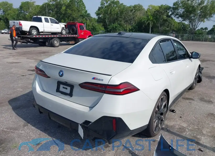 WBY43FK09RCR80167# 4