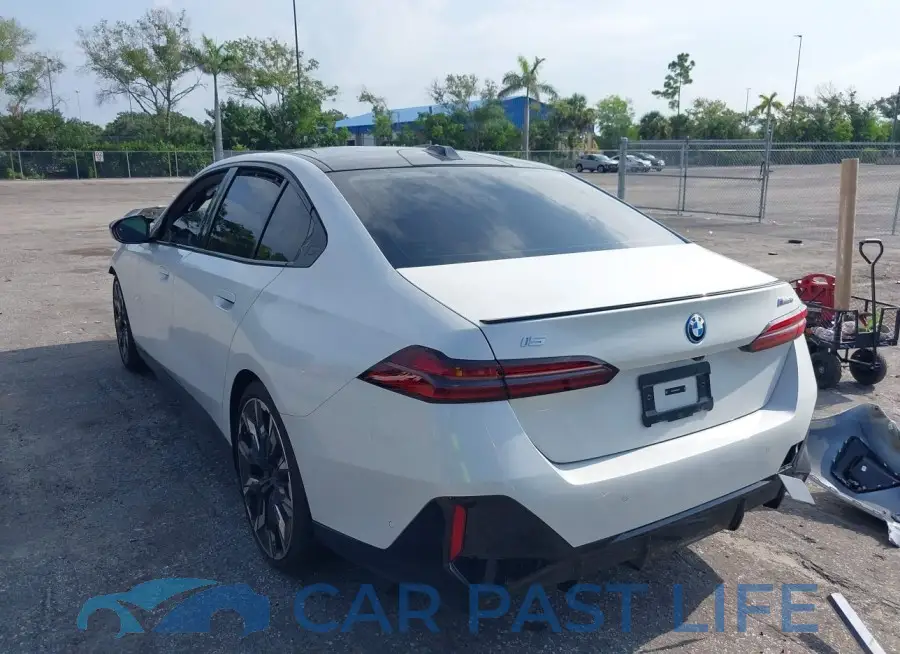 WBY43FK09RCR80167# 3