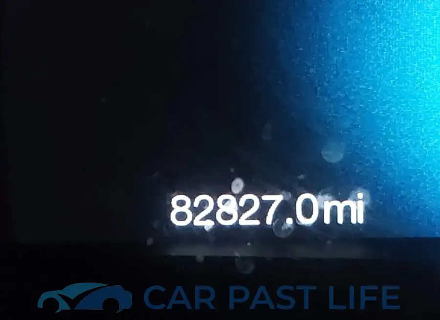 3FA6P0MUXKR273863# 7