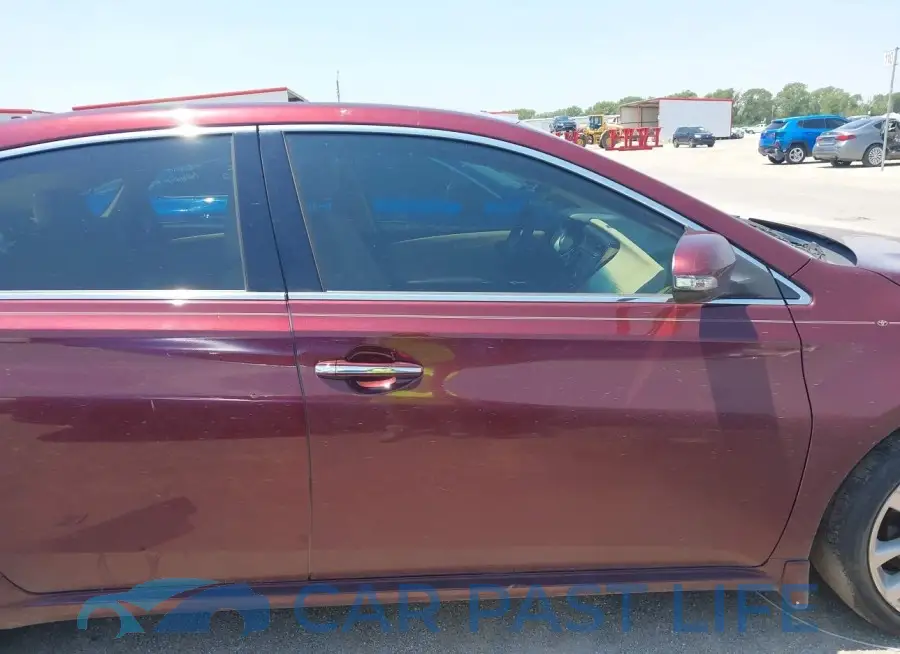 4T1BK1EB9EU135234# 13