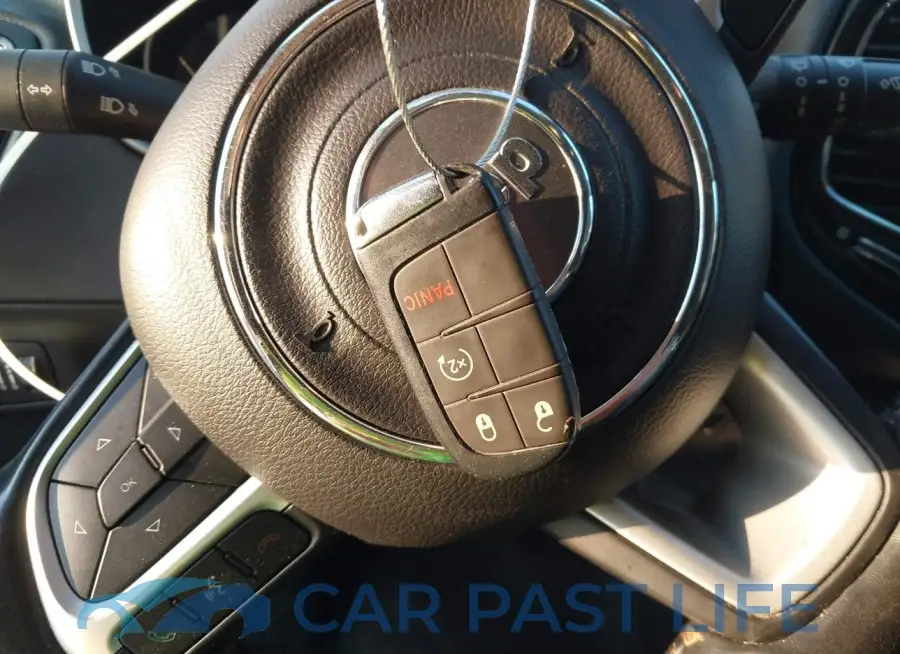 3C4NJDCB6LT255959# 11