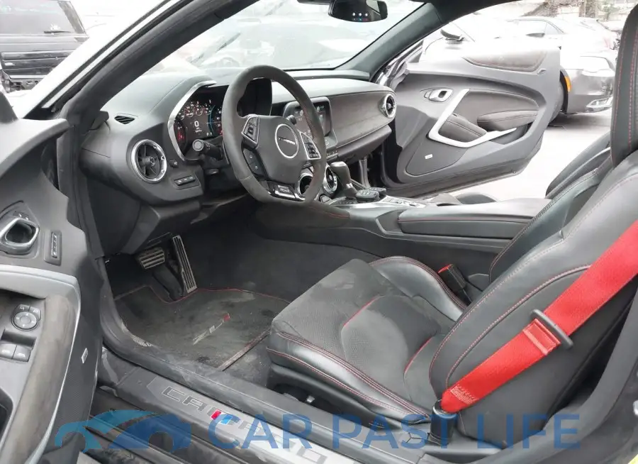 1G1FK1R65J0186923# 18