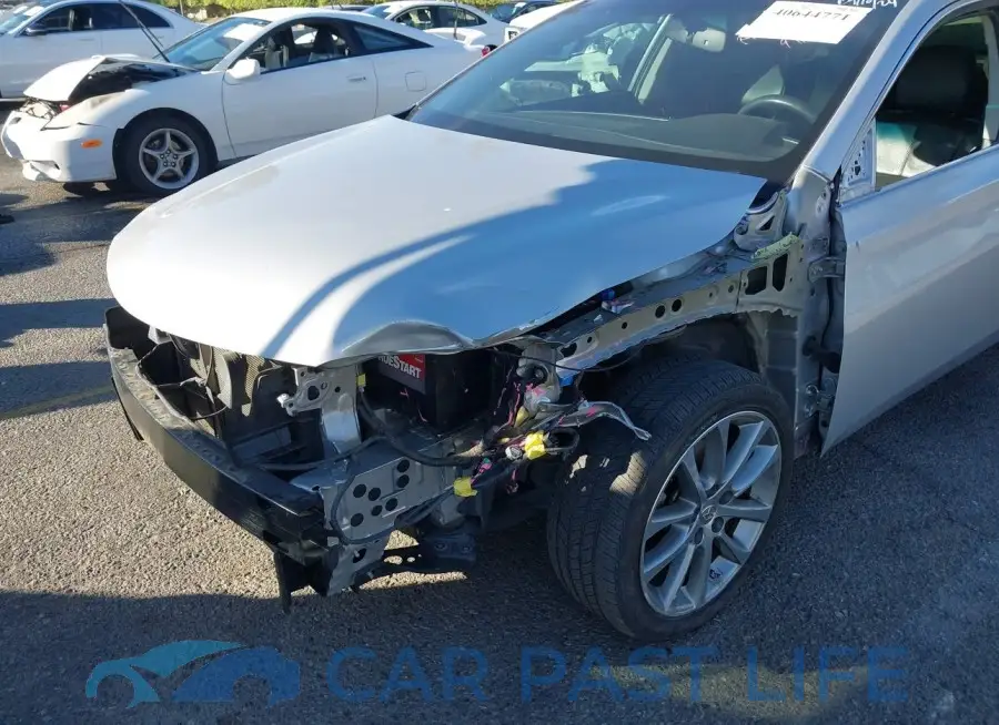 4T1BK1EB5EU132766# 6