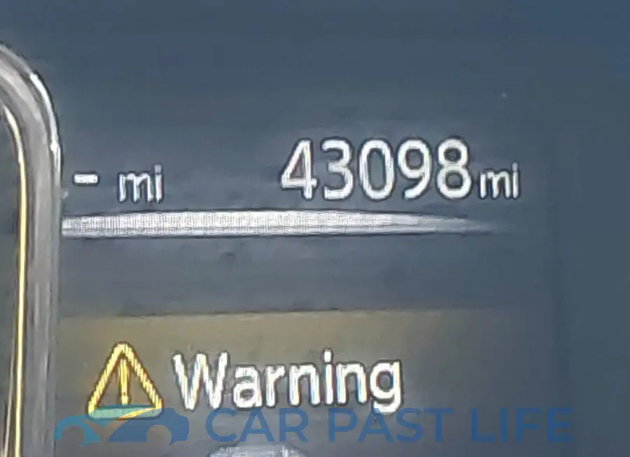 1N6AA1E59JN504947# 15